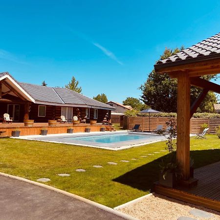 Chalet Montana - Au Cottage Du Medoc - Proche De Bordeaux Saint-Aubin-de-Médoc Exterior photo